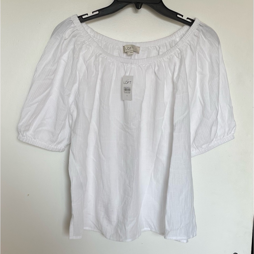 NWT Loft Woman’s Off the Shoulder Top